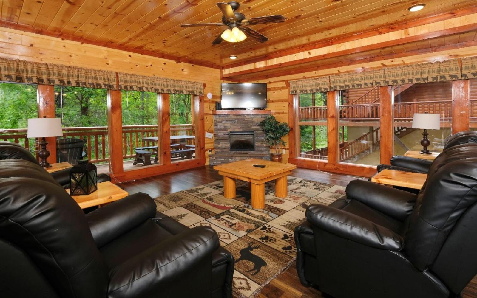 Emerald And Evergreen At Sherwood Gatlinburg Exterior photo